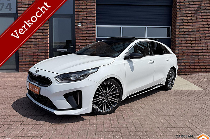 Kia ProCeed 1.4 T-GDI GT-PlusLine | Pano | JBL | Carplay | Camera [VERKOCHT]